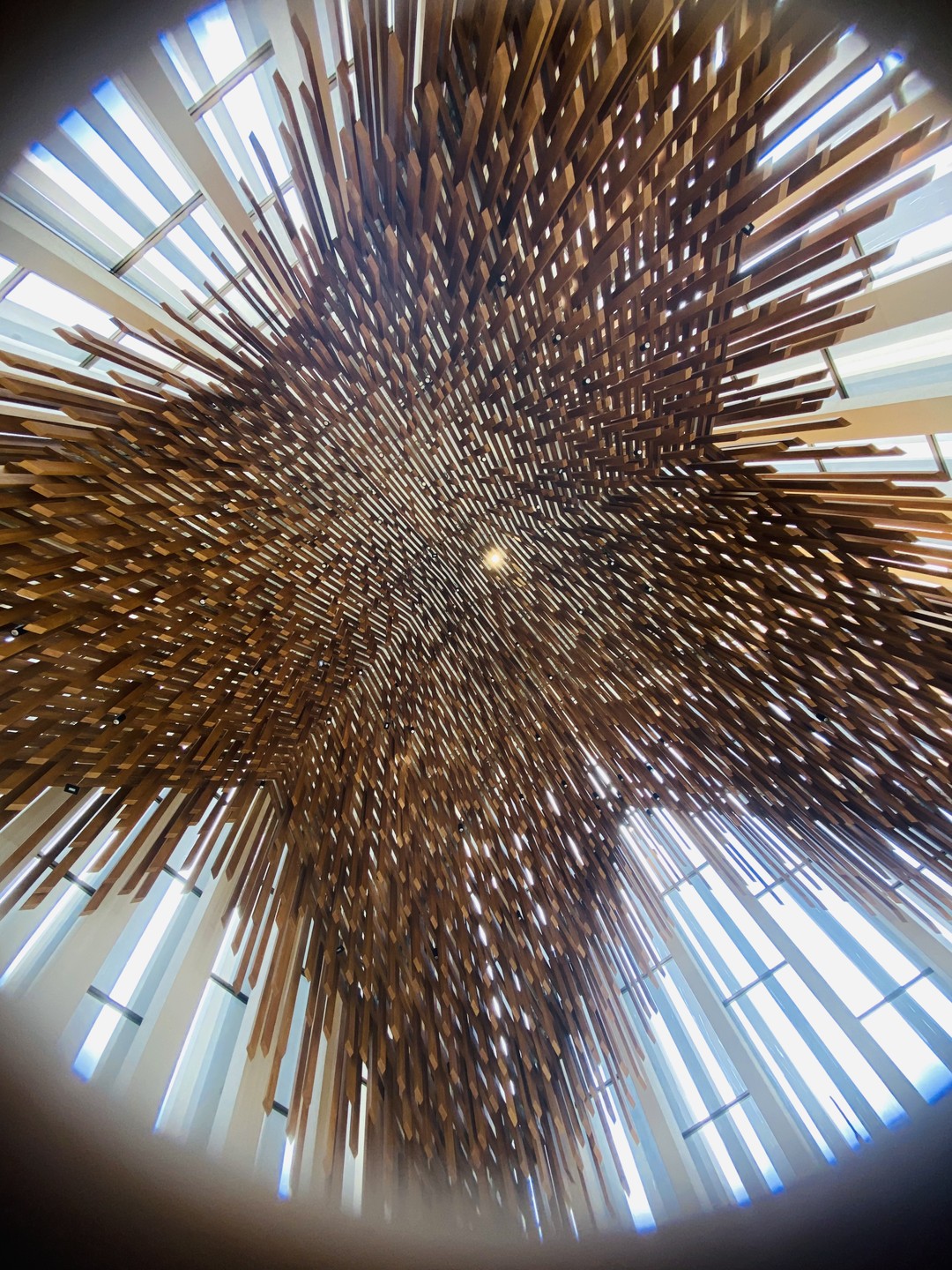 Спасибо Максиму за экскурсию. Очень оперативно отвечает, буквально за минуты. Попросила скорректировать маршрут так как мне