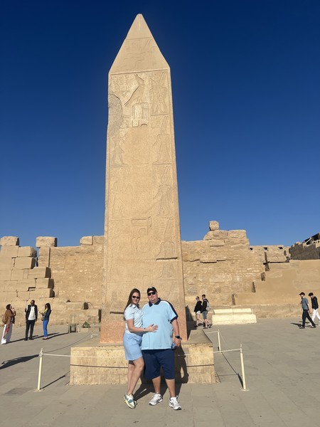 выбрали индивидуальную экскурсию в Луксор с Ахмедом и остались очень довольны. Комфортный трансфер и внимательный водитель