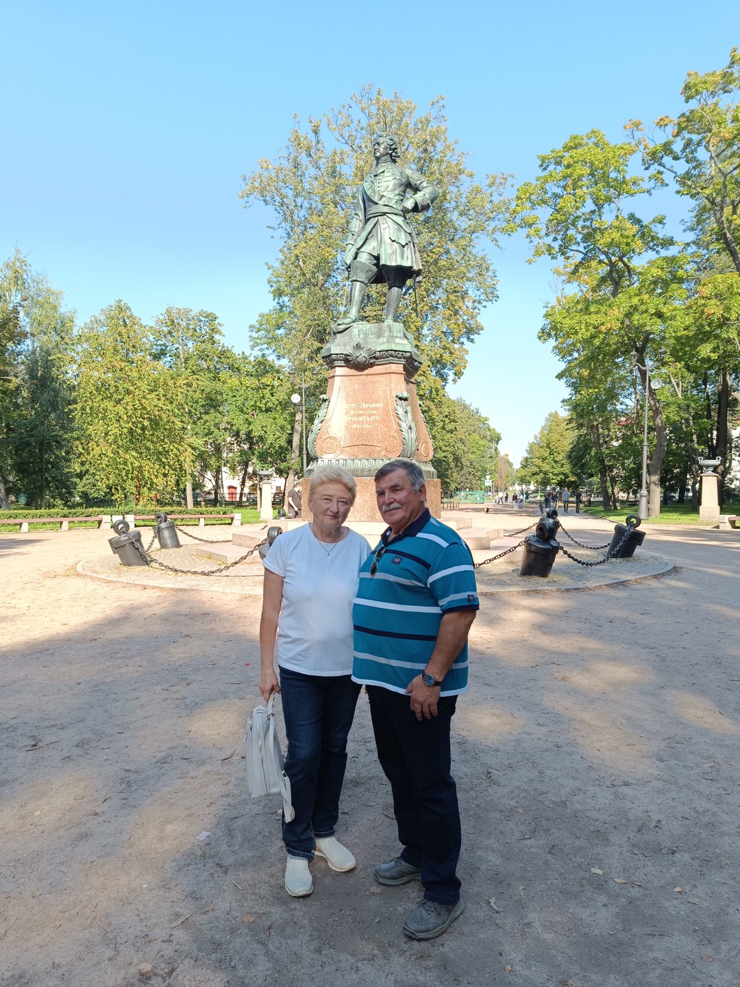 Экскурсия в Кронштадт из Петербурга в небольшой группе (Лилия)