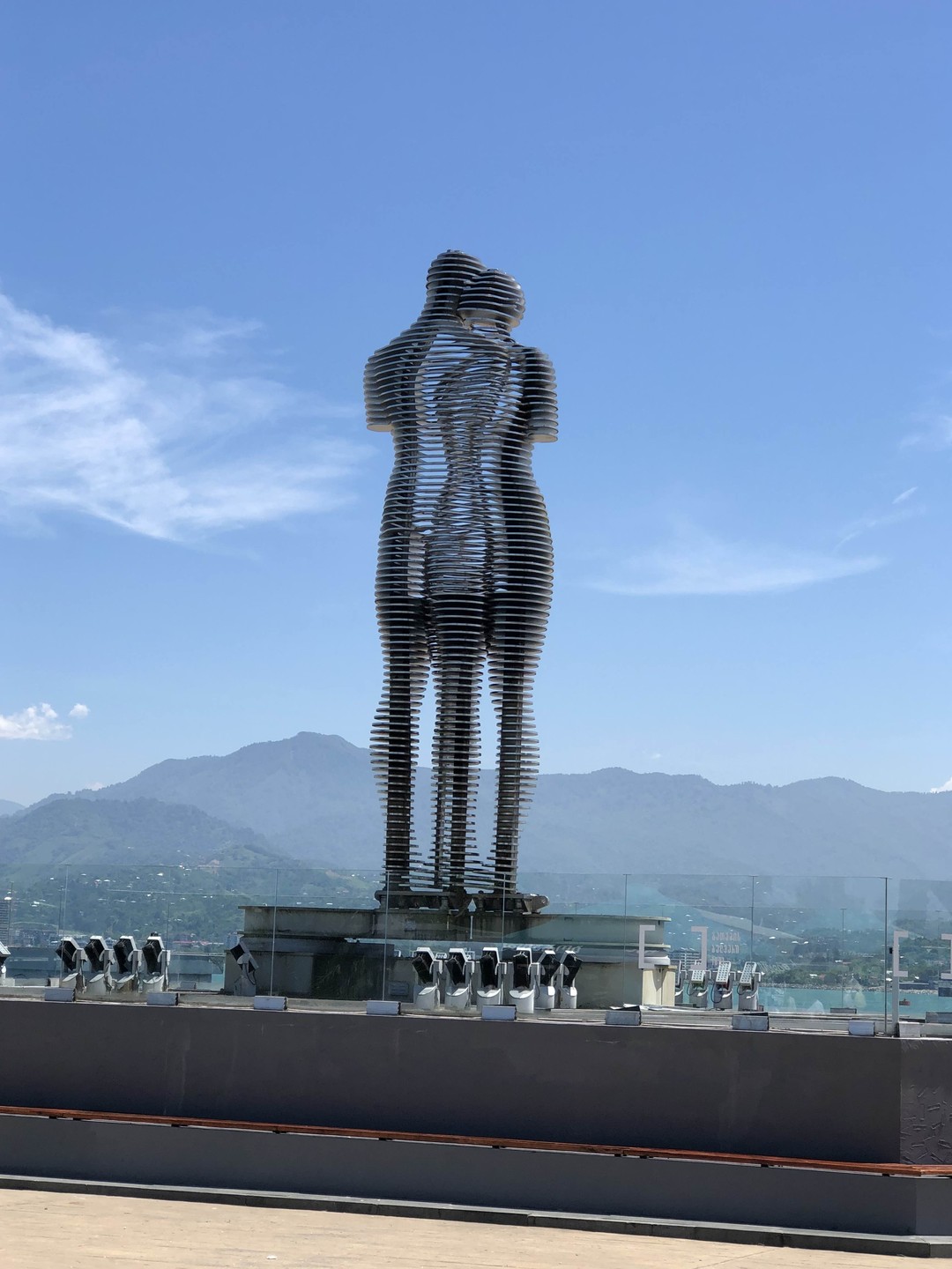 Очень понравилась экскурсия, рекомендую как первое знакомство с Батуми. На все вопросы, которые у меня возникли