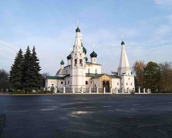 Ярославль - переплетение старины и современности