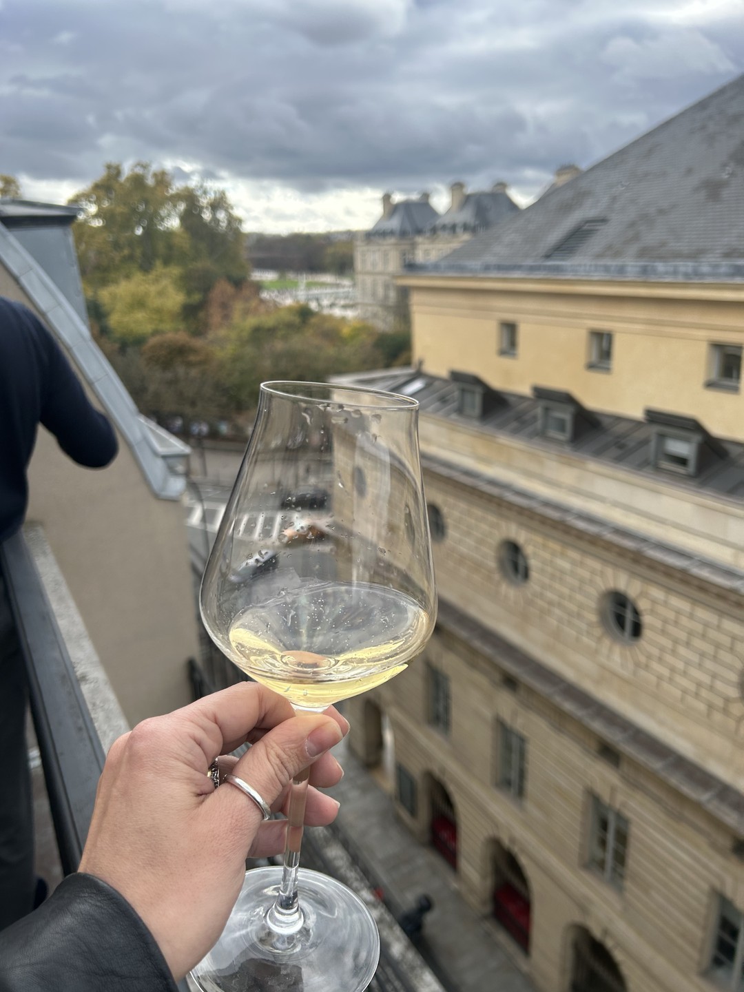 Очень атмосферная история - мы получили большое удовольствие) Яков интересный рассказчик, ему есть чем поделиться с