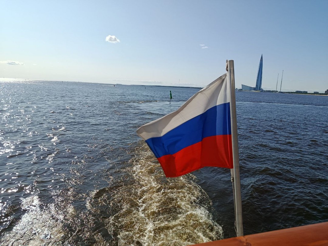 Парадный Петербург с выходом в Финский залив (Андрей)