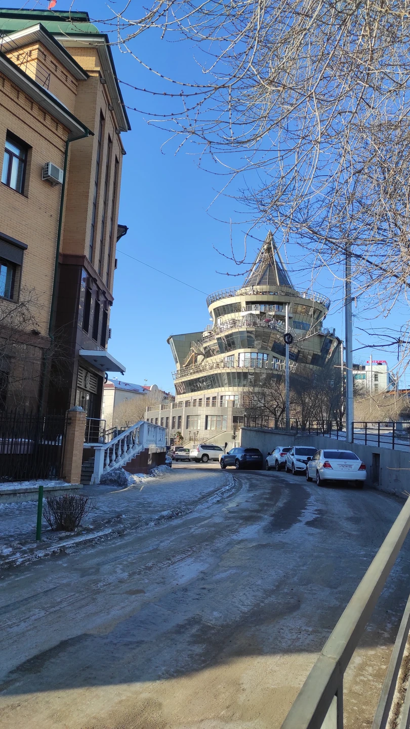 Хочу поблагодарить нашего экскурсовода Наталью Мясникову за содержательную экскурсию по городу Улан-Удэ на трамвайчике "Львенок". Маршрут