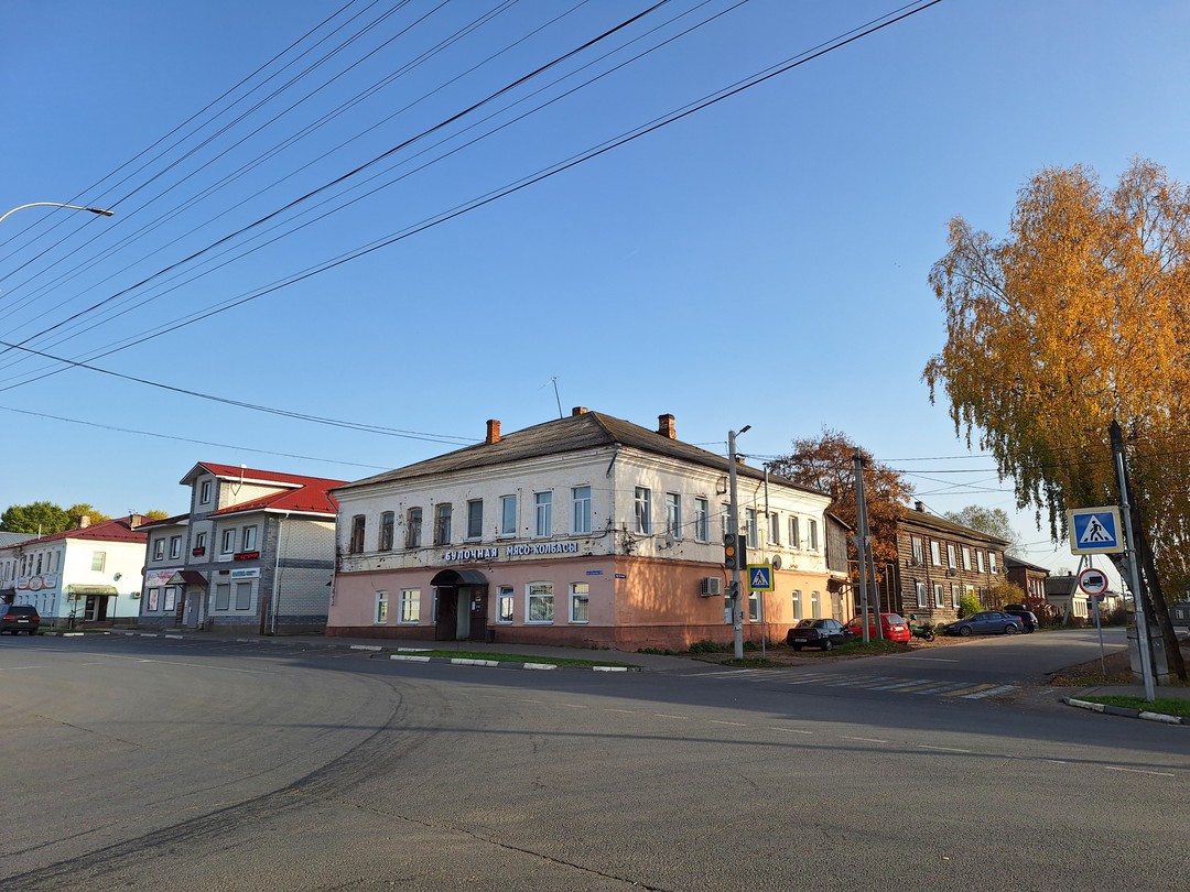 В Судогде оказались случайно. Экскурсию по городу заказали буквально за пару дней до приезда. И не