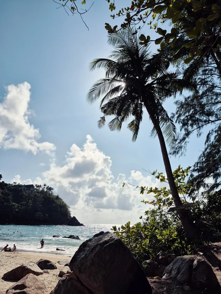 Благодарим Леонида за чудесно проведённое время! Успели посмотреть очень многое: красивые пейзажи, архитектурные сооружения, узнать исторические