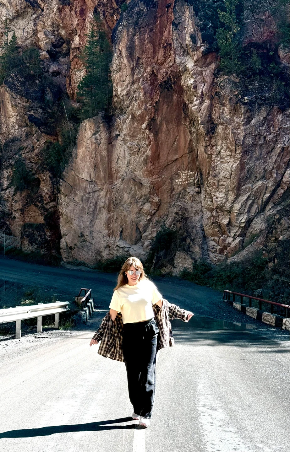 Волшебный Алтай: на джипах и пешком по предгорьям и склонам (Алина)