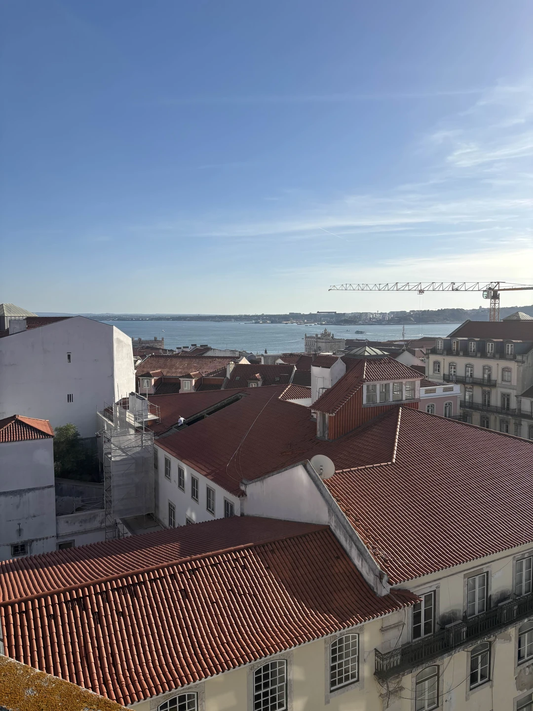 Мы выбрали эту экскурсию именно потому, что ее ведет историк. Хотелось не только и не столько