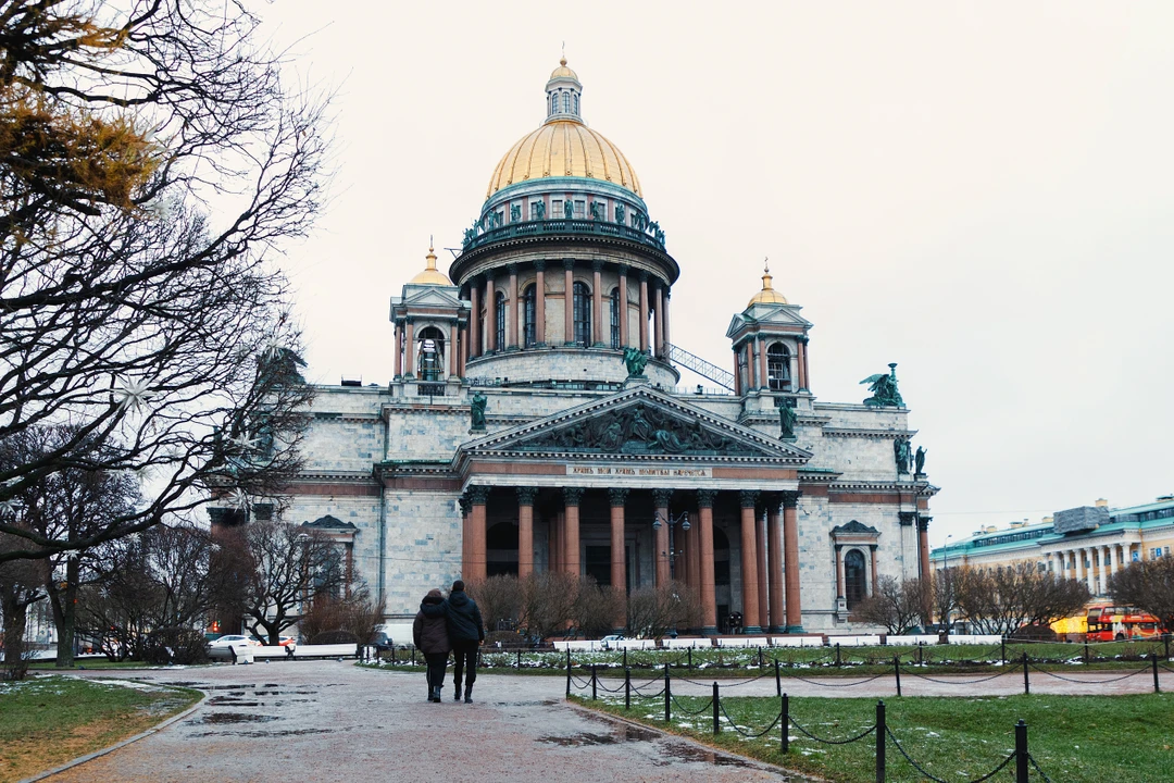 Работать с Александром бало легко и просто,не смотря на отсутствие у нас опыта в фотосессии такого