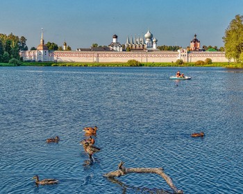 Прошлое и современность Тихвина