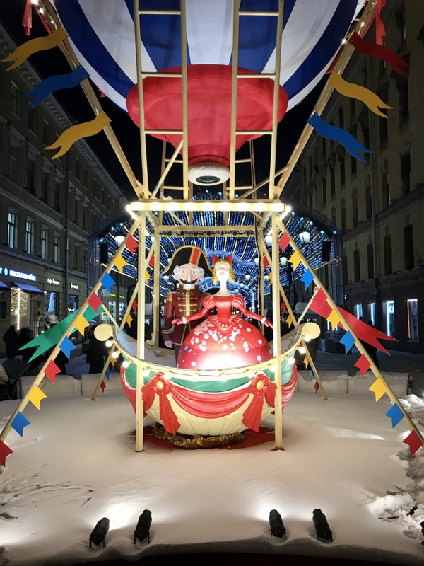 Большая новогодняя сказка в Санкт-Петербурге