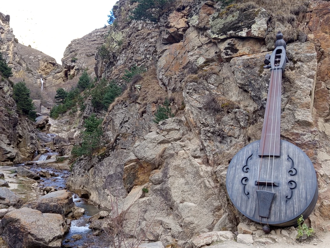 Мы провели чудесный день в Северной Осетии, Дигории. Это действительно было волшебно! Начну с того, что