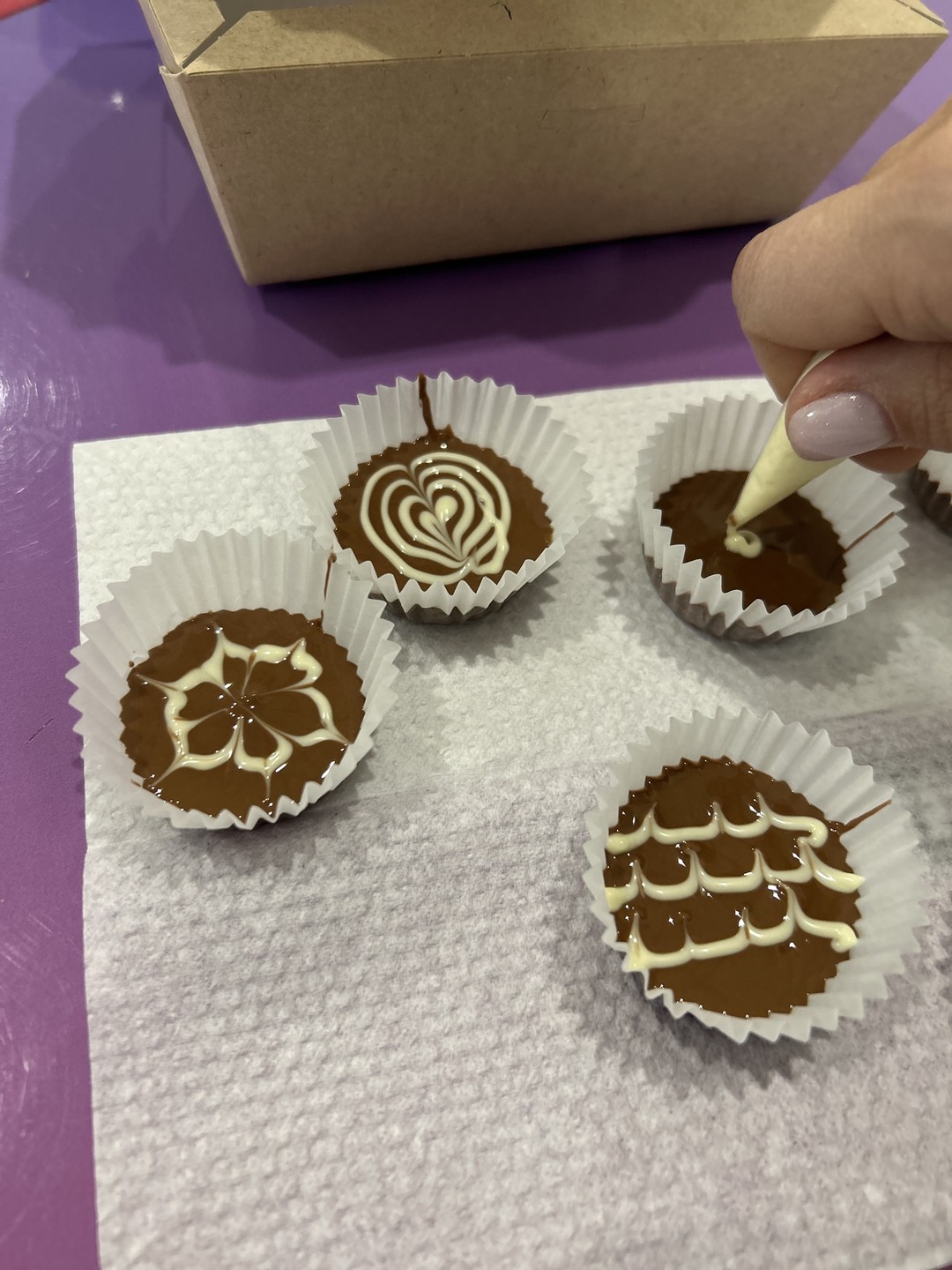 Анна очень позитивный и добрый человек! Все замечательно рассказала и объяснила!