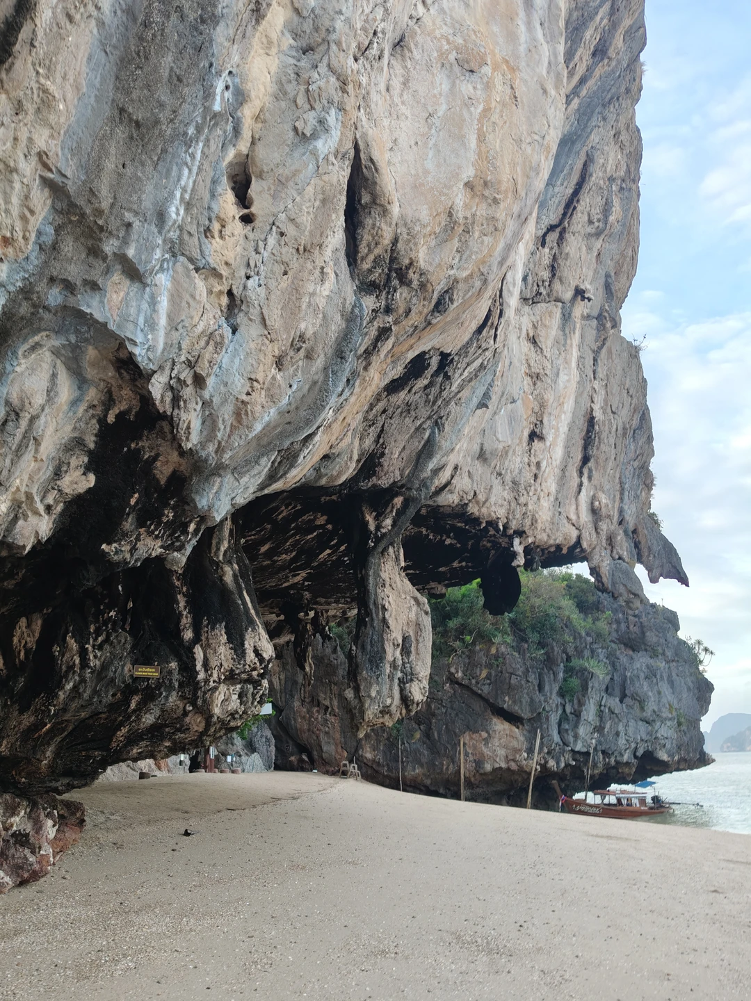 Все отлично организовано, трансфер из отеля забрал вовремя и комфортно довёз до места встречи и начало экскурсии