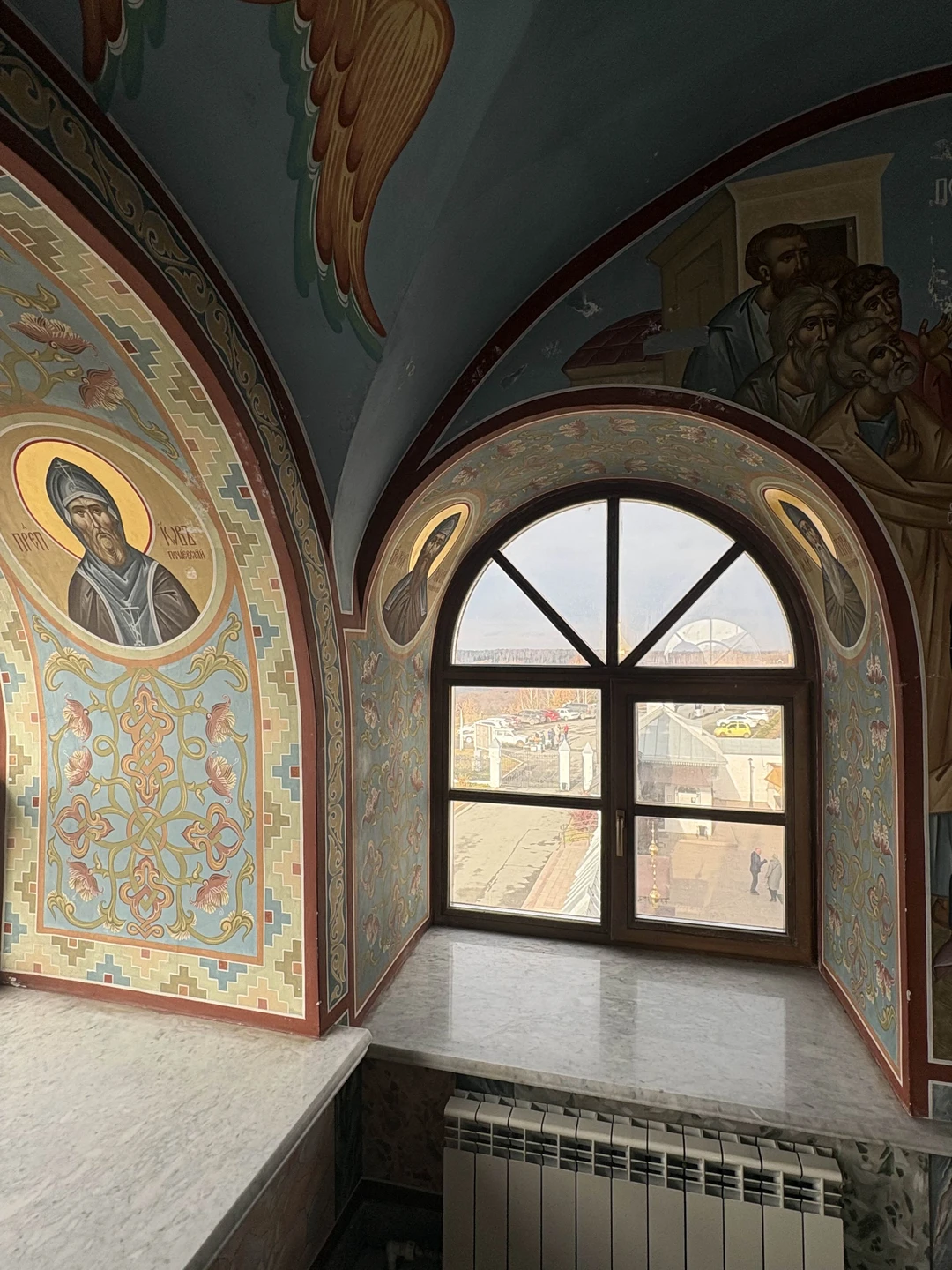 26 октября 2025 съездили в Тобольск,гид была Татьяна,очень хорошо подает материал,все понравилось,был обед в городе,времени хватило