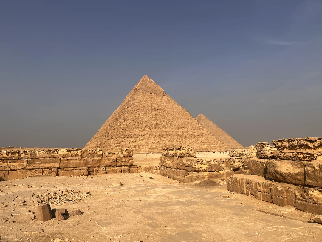 Огромное спасибо Самуилу за прекрасно проведенную экскурсию в Гизе и новом музее! Отличный гид, разбирающийся в