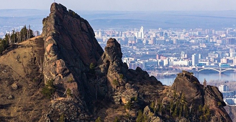 Вершина Такмак: покорить Ближние Столбы