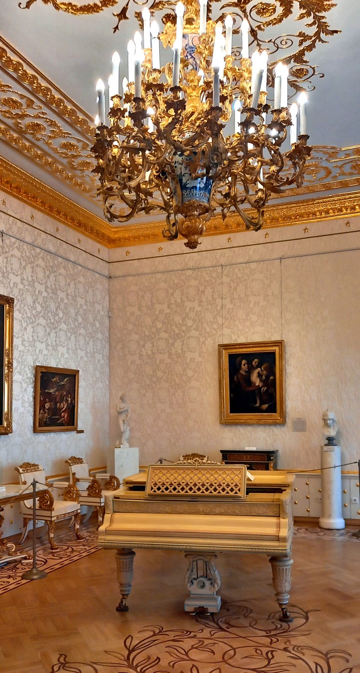 Экскурсия-квест по Шереметевскому дворцу (14/16)