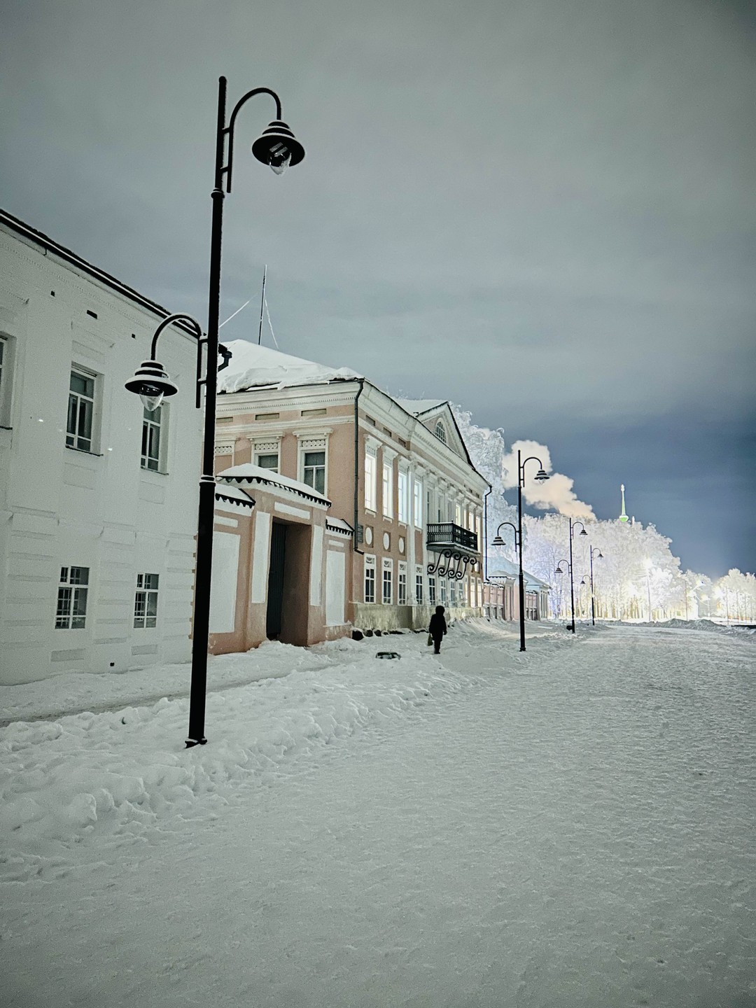 Большое спасибо Михаилу за интересную душевную экскурсию🙏 за столь короткое время познакомил нас с многовековой историей