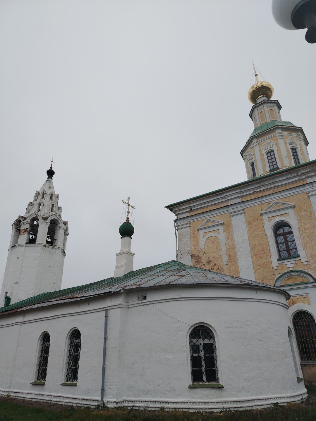 В полном восторге от экскурсии! Правильно, что выбрали экскурсовода, имеющего историческое образование, археолога. Поэтому и получили
