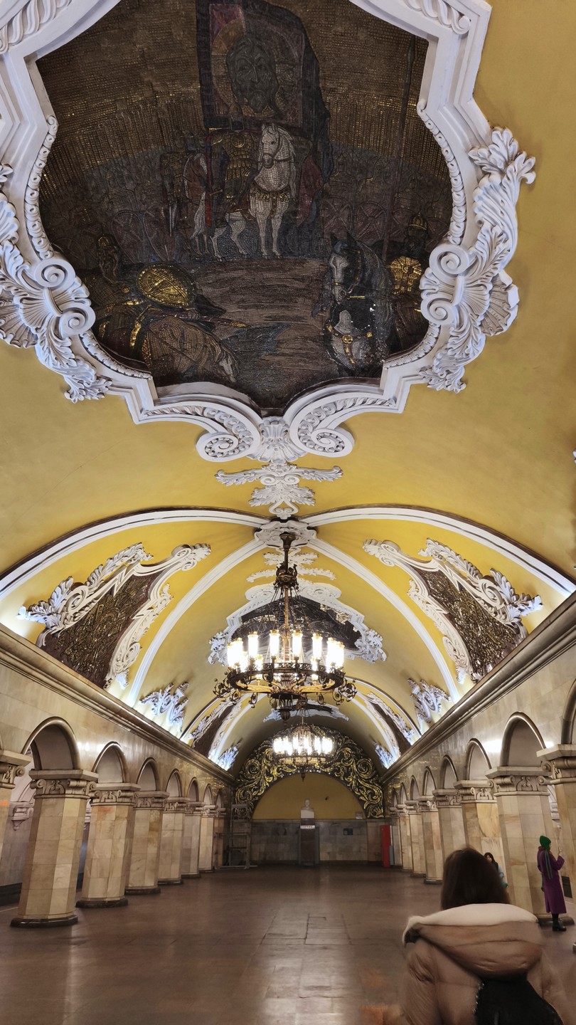 Экскурсия очень понравилась, Юлия очень грамотно и структурировано все рассказала, было комфортно передвигаться между станциями, информация