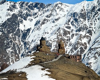 Арка Дружбы, крепость Ананури и Тбилиси