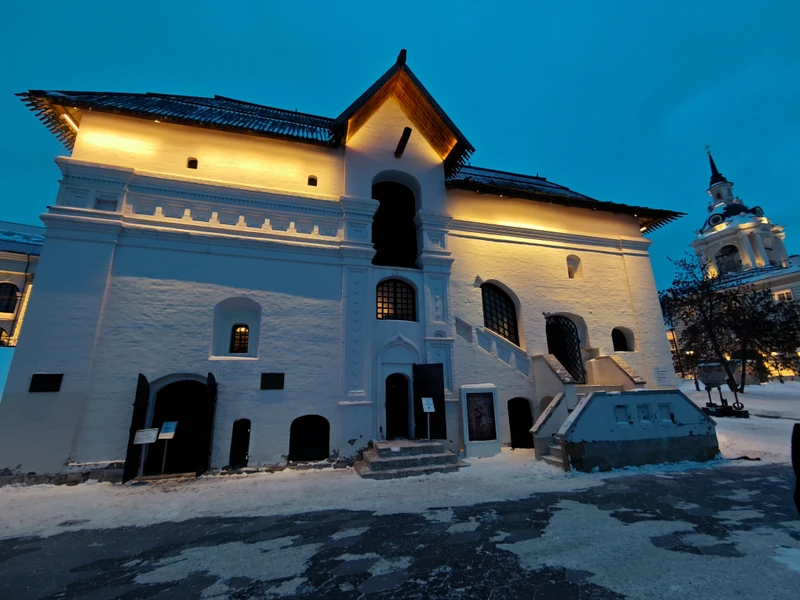 Павел очень интересно, даже захватывающе рассказывал. Иногда словно переносилась в то место и в то садеянное. Спасибо!!!