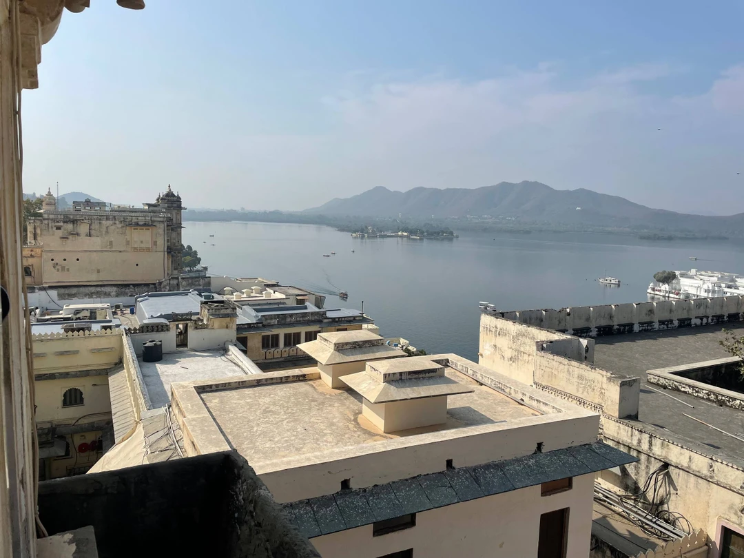 Спасибо большое Абхинаву и команде гидов за прекрасные 6 дней путешествия по северной Индии. Абхинав отлично