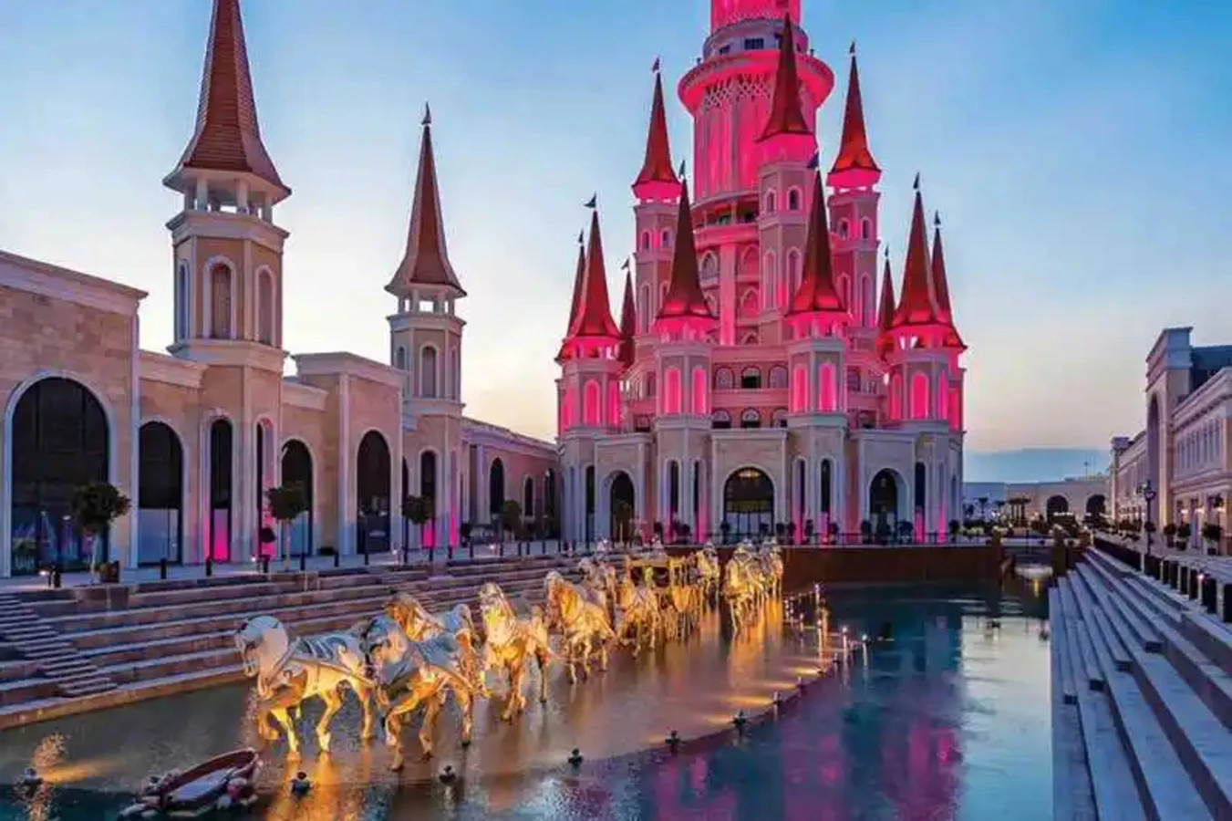 Из Белека — к магии света и музыки в Land of Legends