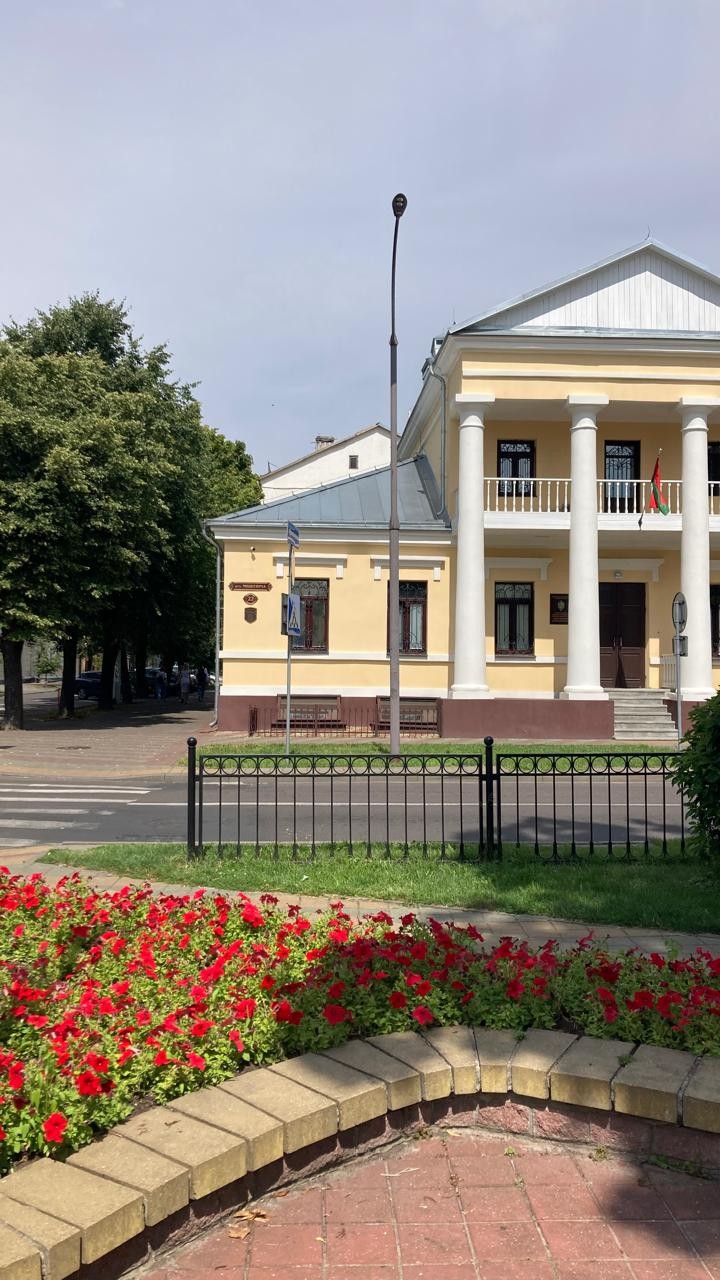 Как же я рада, что не упустила шанс познакомиться с Брестом поближе! 😍 Заранее договорилась об