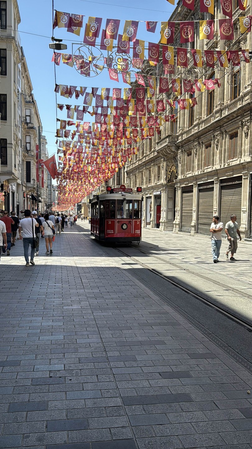 Мы в диком восторге! Большое спасибо Аббасу за организацию и Адаму за проведение экскурсии. План экскурсии