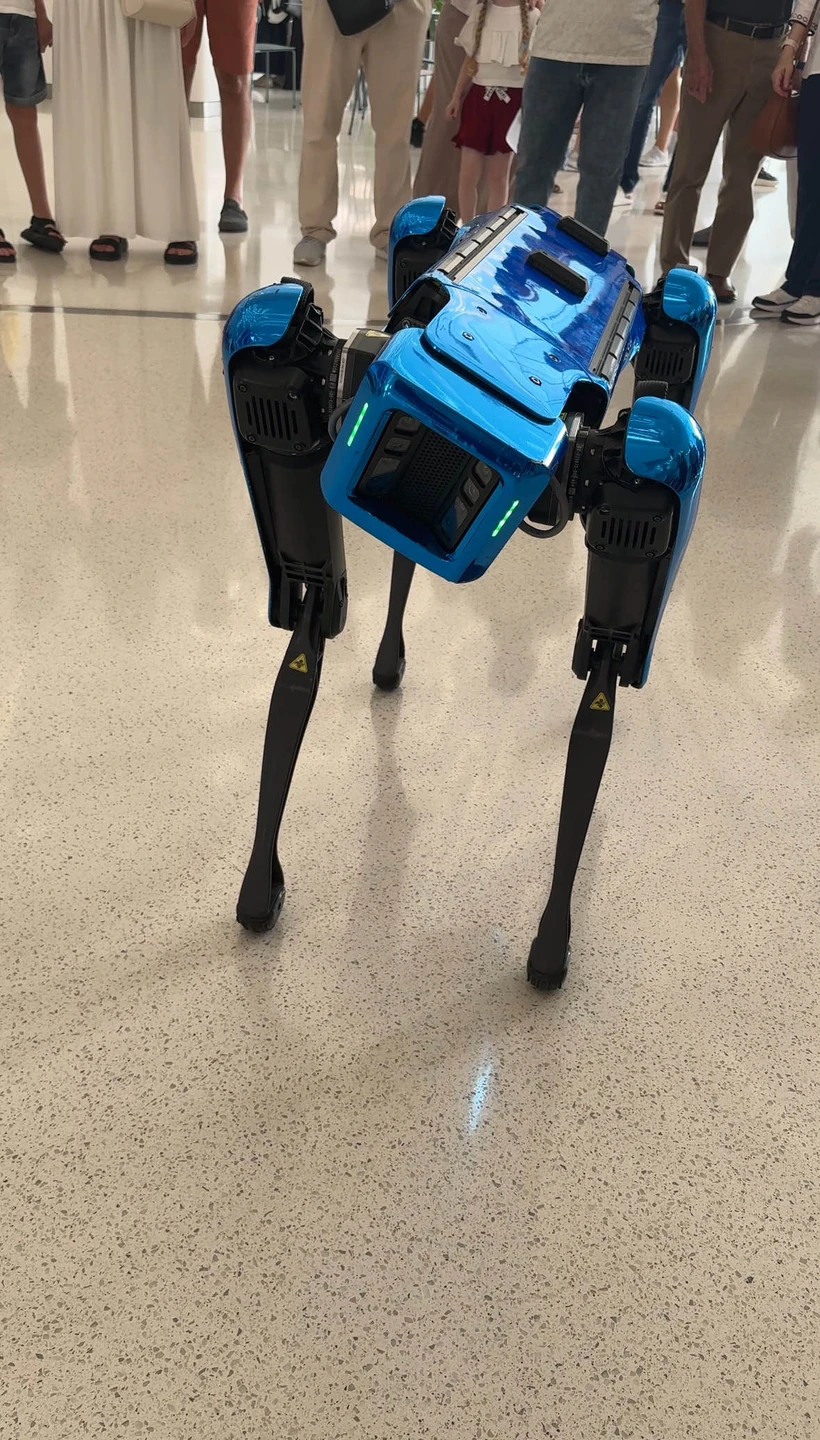 Огромная благодарность Алексею за сегодняшний день! Была бы возможность поставить 10, поставили бы 10 из 10!