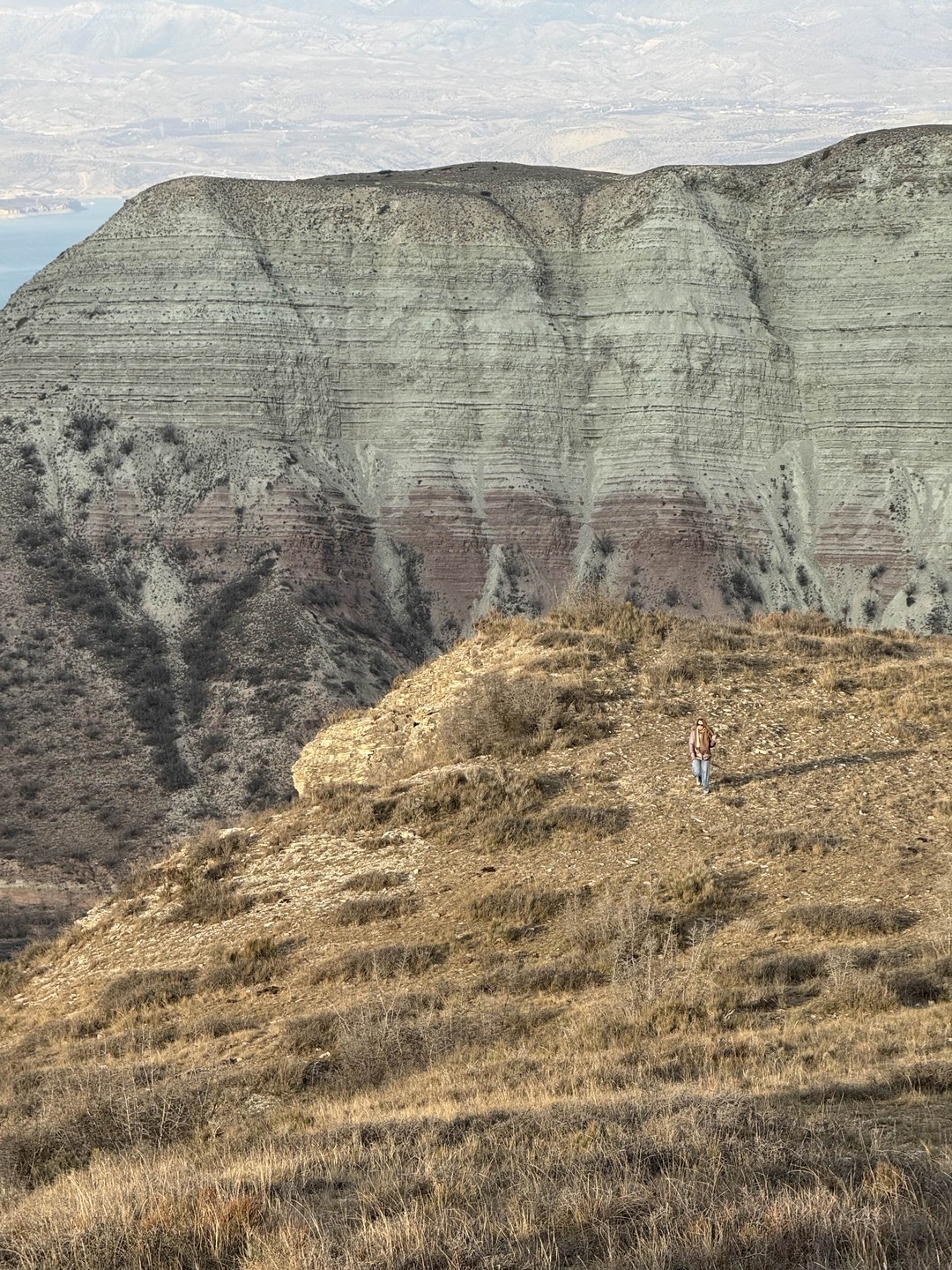 Гасан показал нам потрясающие знаковые природные шедевры Дагестана. Интересный контент и подача исторических фактов. Отличная организация