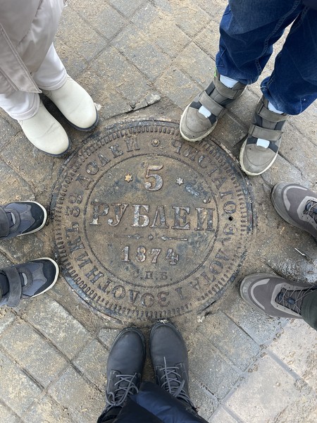 Мы очарованы Ельцом, очарованы Жанной, очарованы многогранной историей этого небольшого городка! Несмотря на морозец, погуляли больше