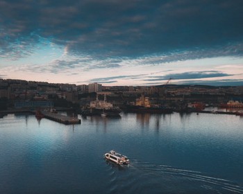 Знакомство с Мурманском: ледокол "Ленин", мемориал морякам и памятник "Алёша"