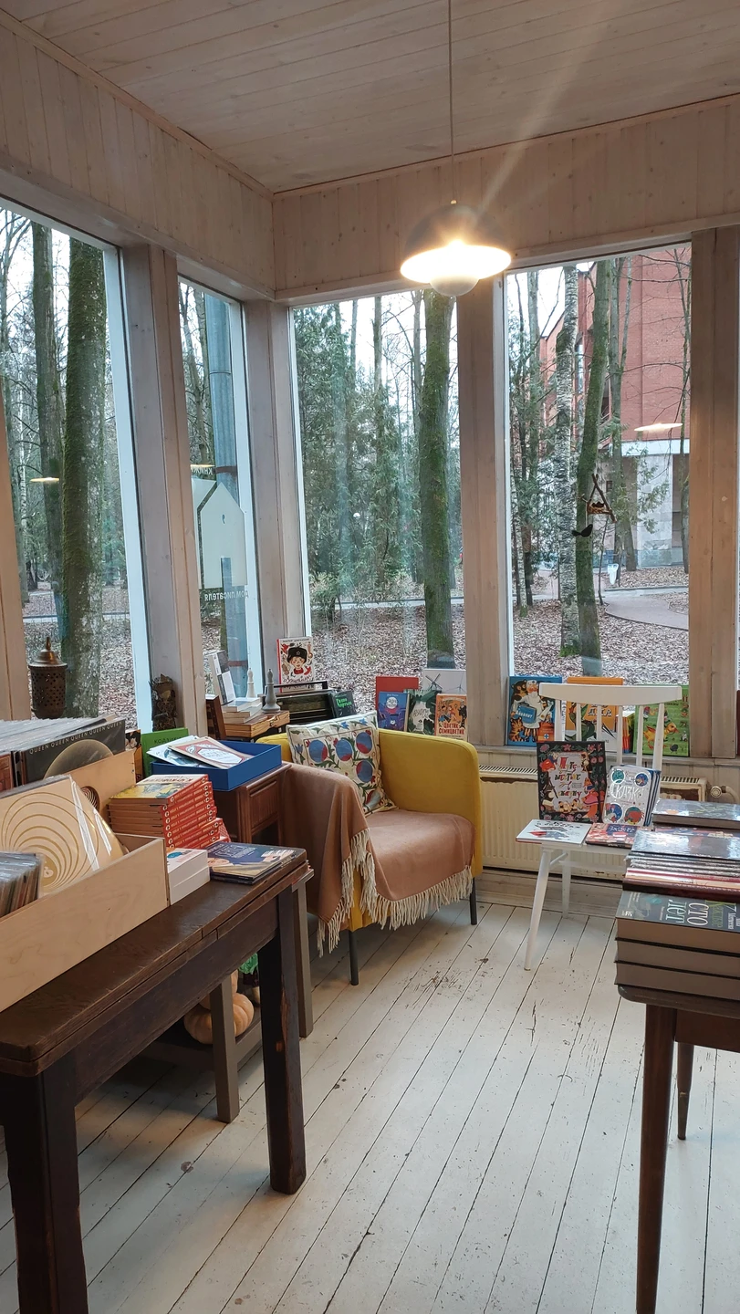 Шикарная экскурсия, получила массу удовольствия. Обязательно порекомендую её друзьям и знакомым. Планирую сходить на другие экскурсии с этим гидом