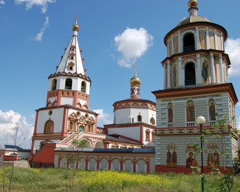 Экскурсия по Иркутску, Иркутская слобода, дом-музей декабристов и блюда сибирской кухни