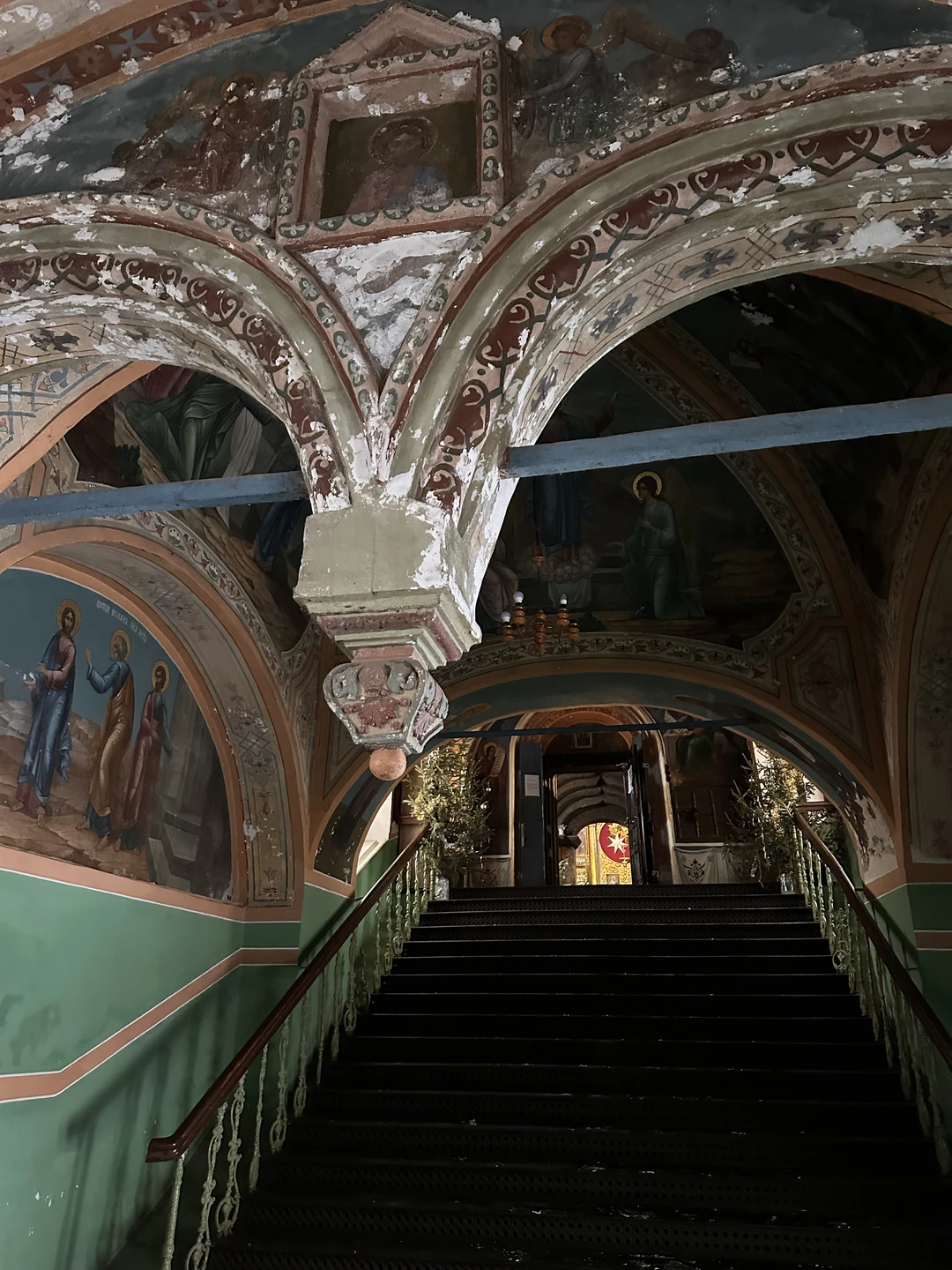 Спасибо огромное Полине за отличную экскурсию. Знающий, интересующийся, неравнодушный экскурсовод, Полина не оставила ни один дополнительный