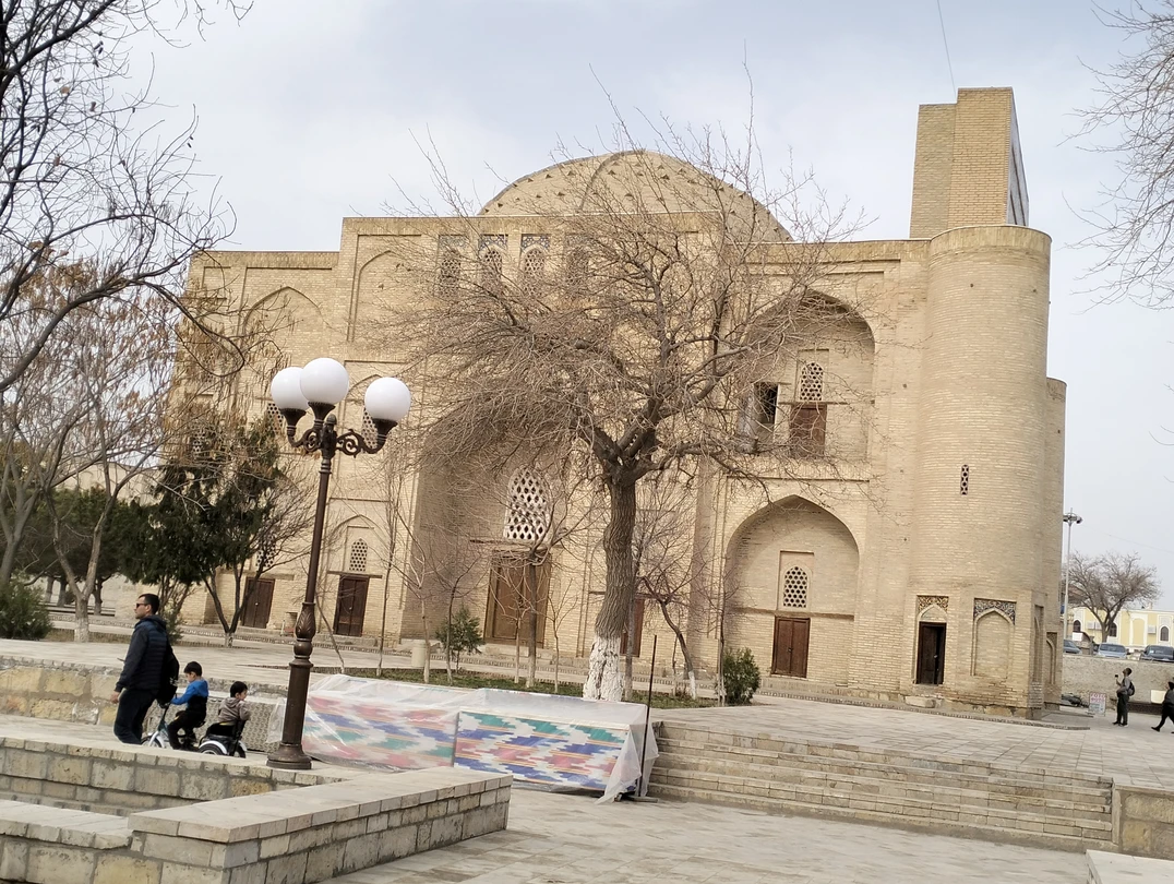 Выражаем огромную благодарность Акбару за заботу, информативность, пунктуальность и завлекательность в организаций нашей экскурсии! Наш замечательный