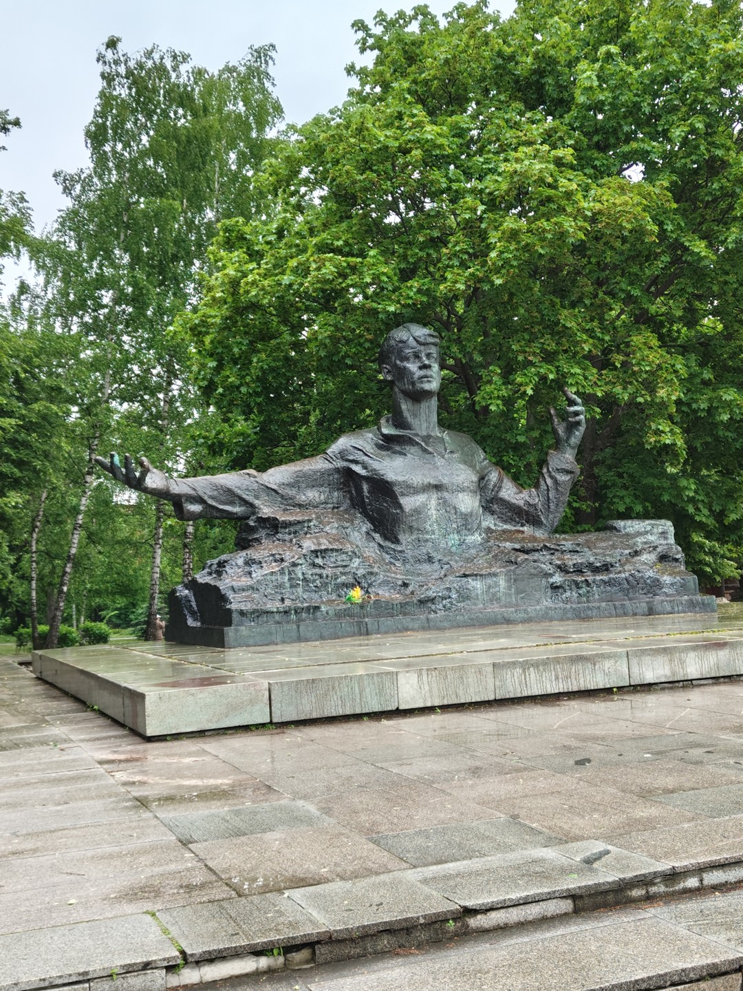 Хорошая, познавательная экскурсия по Рязанскому кремлю, интересный рассказ об истории Рязани, за достаточно короткое время (1,5