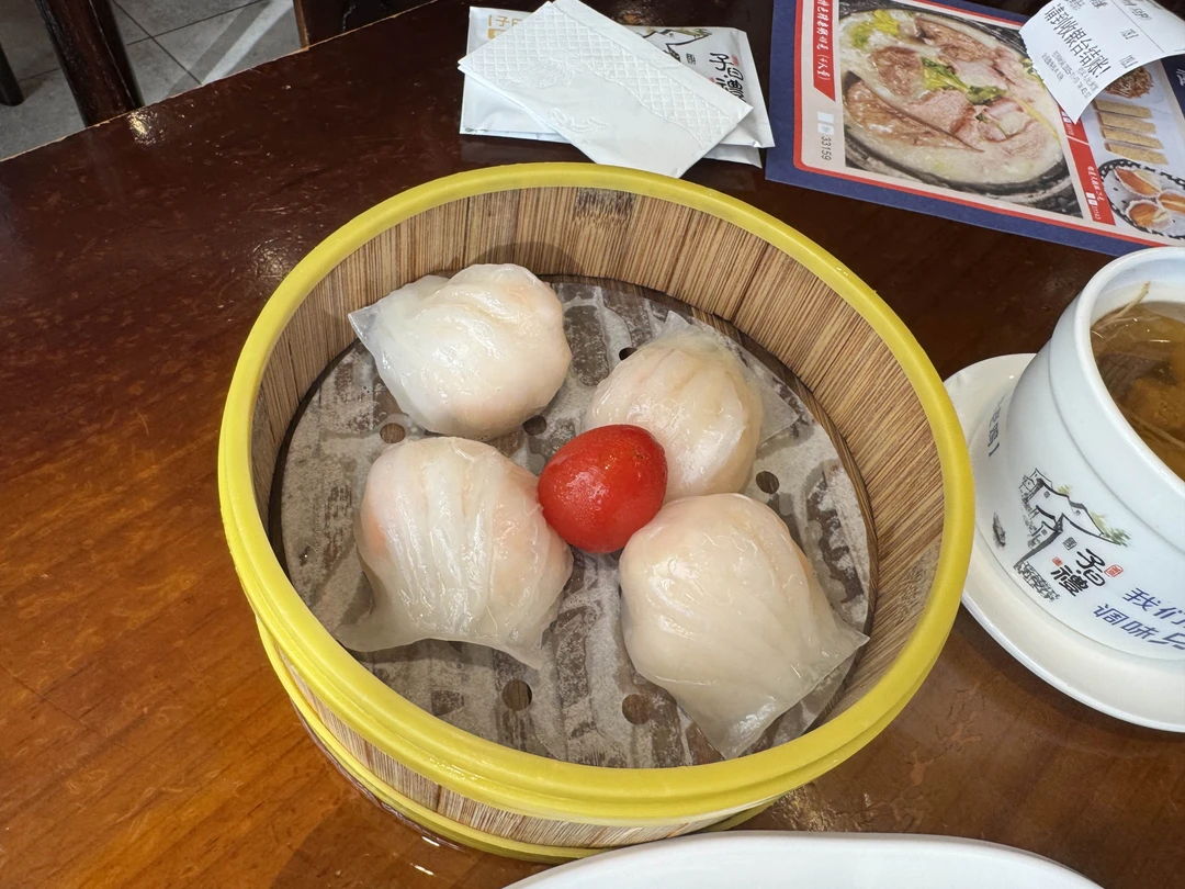 Очень довольны выбором этой экскурсии в сопровождении нашего замечательного гида Юрия! Получили огромное количество впечатлений -