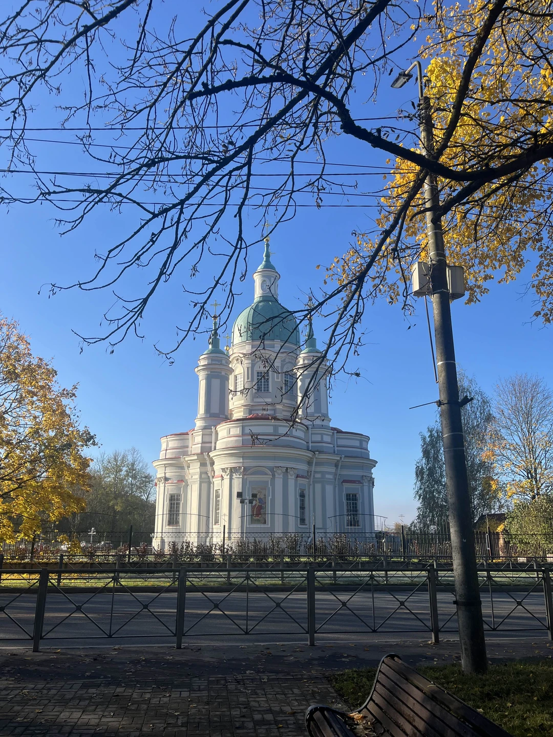 Экскурсия очень понравилась! Почерпнули много интересной,новой информации! Гид Елена- прекрасный экскурсовод,внимательна к историческим мелочам! Вся экскурсия