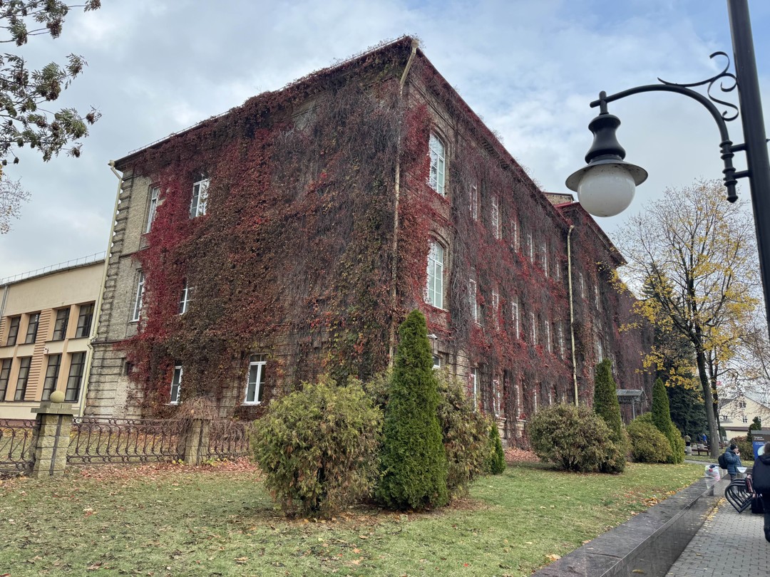 Андрей, Вы очень профессиональный, эрудированный и внимательный человек. Спасибо за то, что так интересно и доступно