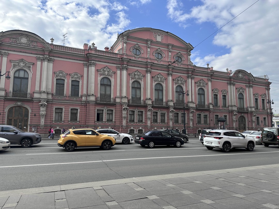 Фото отзыва 1: экскурсия "Тихий центр Петербурга: прогулка по Коломне и её окрестностям"