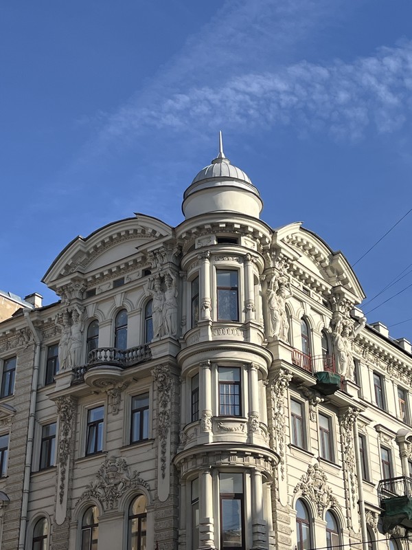 Стрит-арт в дворах и переулках