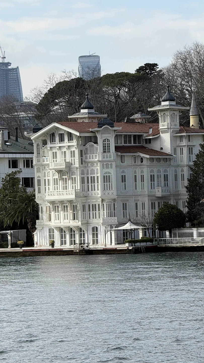 Отличная компания, которая умеет создавать по-настоящему уникальные путешествия! Хочу выразить огромную благодарность за незабываемую экскурсию «Стамбул