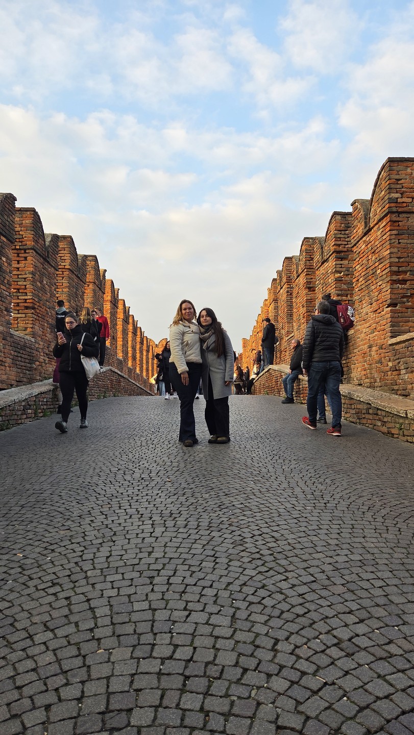 Наш гид Евгений, один из лучших гидов, с которым нам доводилось встречаться, прогулка с ним позволила