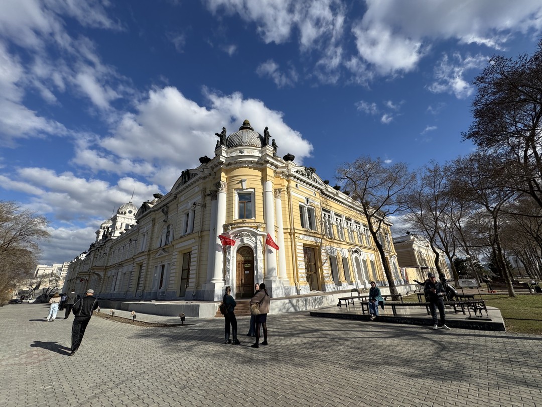 Прекрасный город для поездки на выходные. Экскурсия с Сергеем прошла интересно, разнообразно, всё было дополнительно иллюстрировано