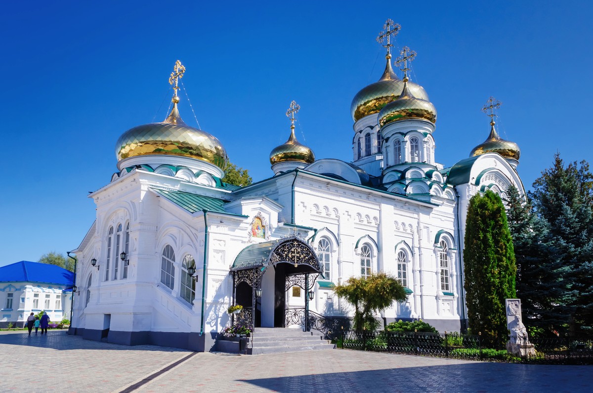 Фото 2 - Экскурсия: "Из Казани — в Раифский монастырь!"