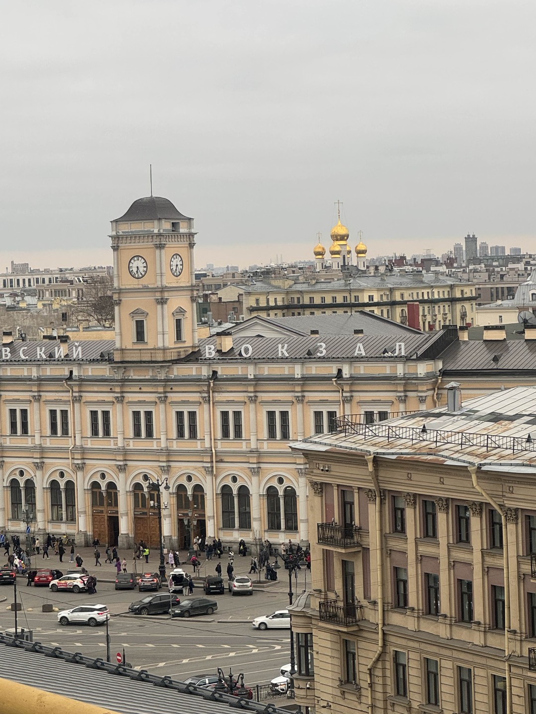 Небесная перспектива: групповая экскурсия на крыше (Виктория)